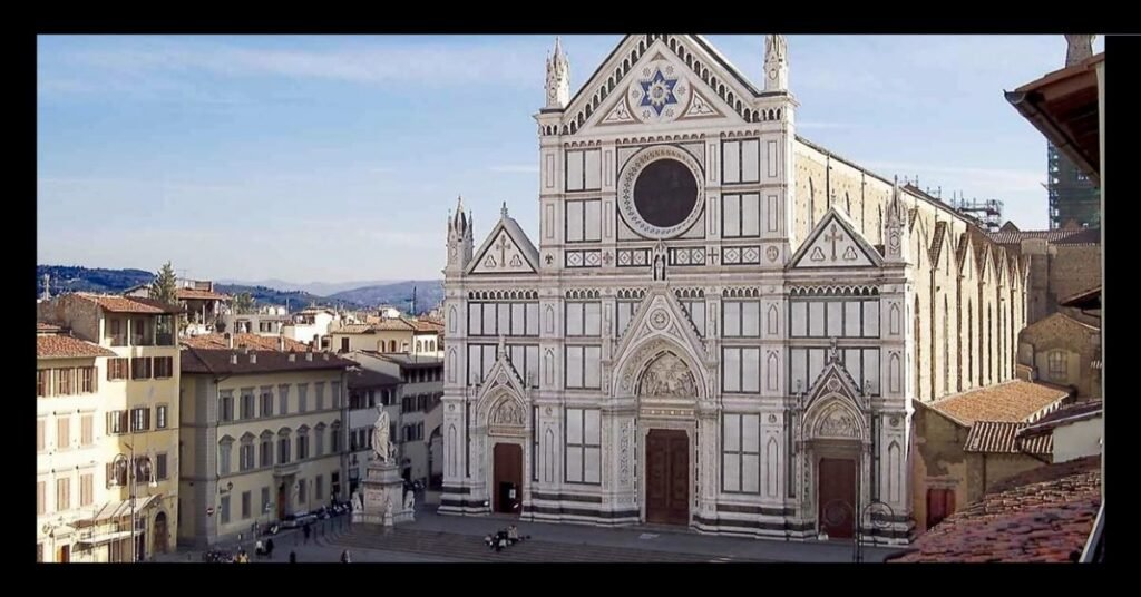 Visit the Basilica di Santa Croce and Santa Maria Novella